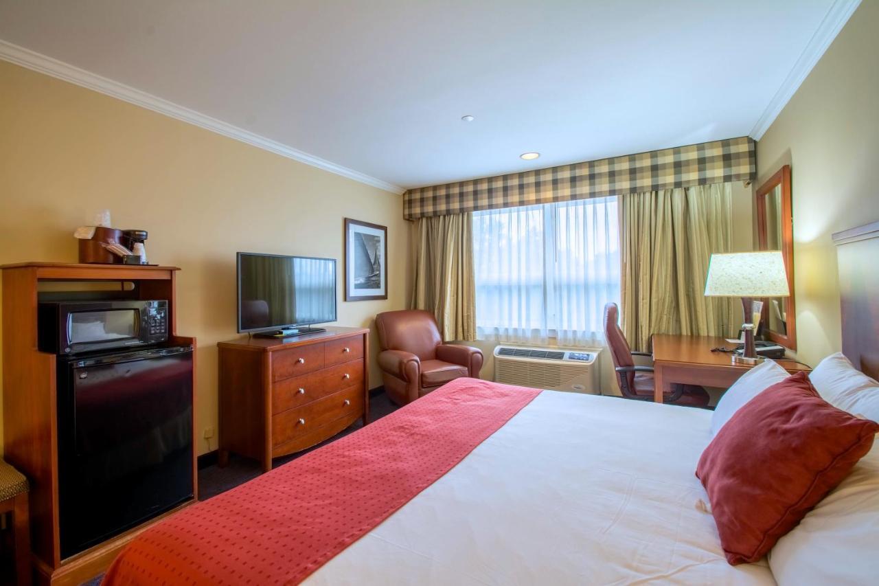 Anchorage Inn And Suites Portsmouth Esterno foto